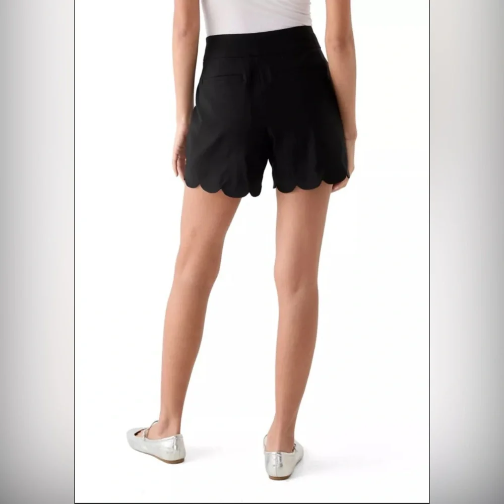 Crown & Ivy Shelby Scalloped Shorts Sz 12 - Picture 2 of 6